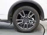 صورة 21 - Lynk & Co 01