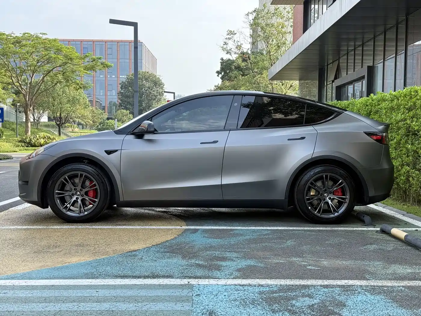 Фото 8 - Tesla Model Y
