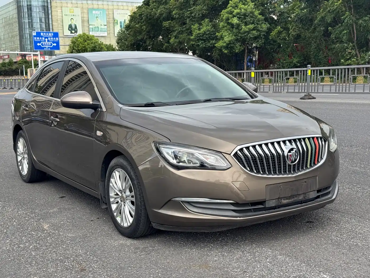 Фото 3 - Buick Excelle