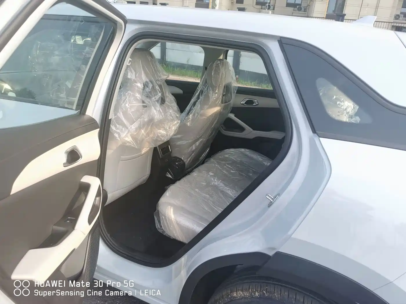 BYD Yuan UP 2026 2025 Model 301KM Navigator