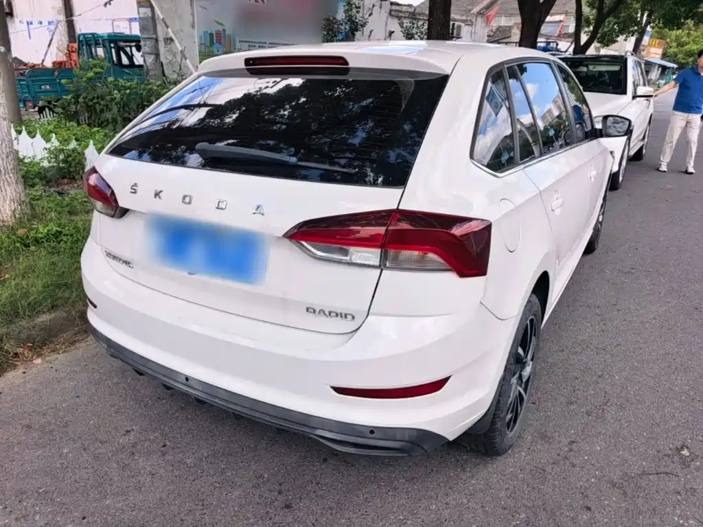 صورة 7 - Škoda Skoda Rapid Spaceback