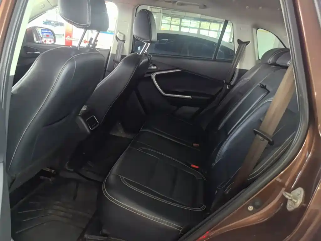 BAIC Huansu S6 2016 2016 1.5T Manual Leading Style