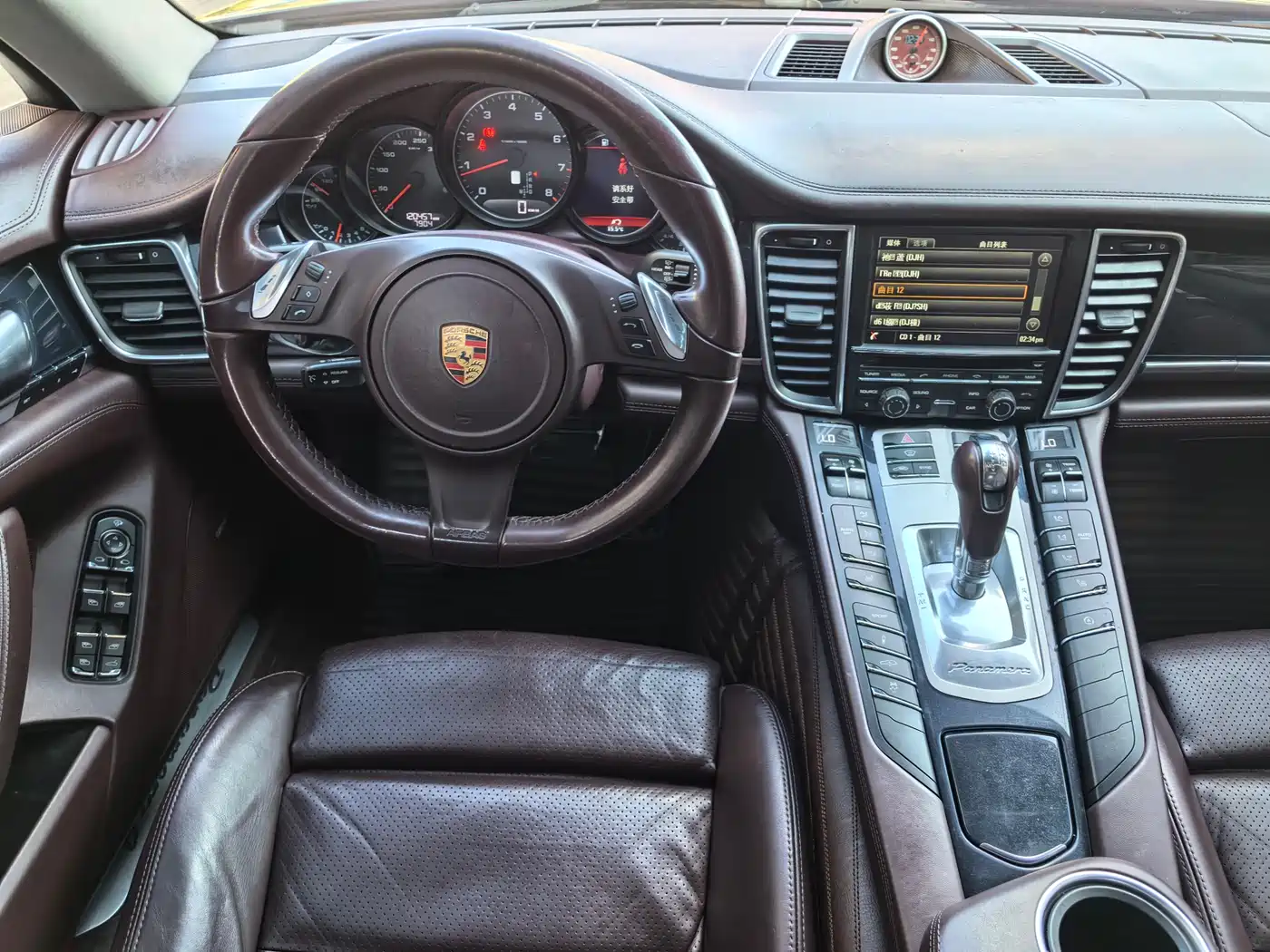 Porsche Panamera 2014 Panamera 4 3.0T фото 4