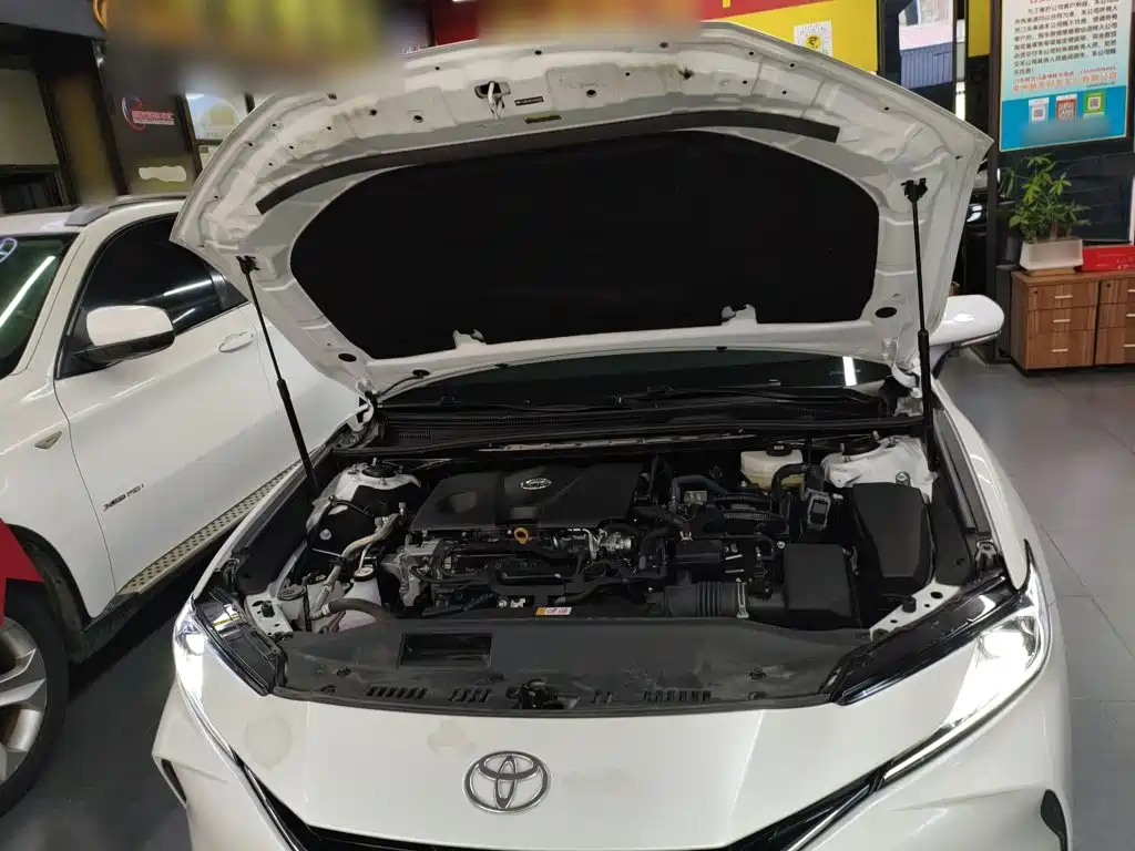 Toyota Camry 2025 2024 Hybrid 2.0HGVP Luxury Edition