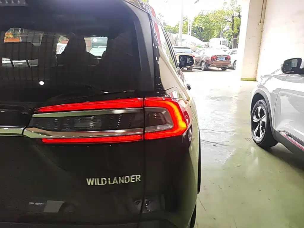 Toyota Wildlander 2021 2022 2.0L CVT FWD Leading Edition