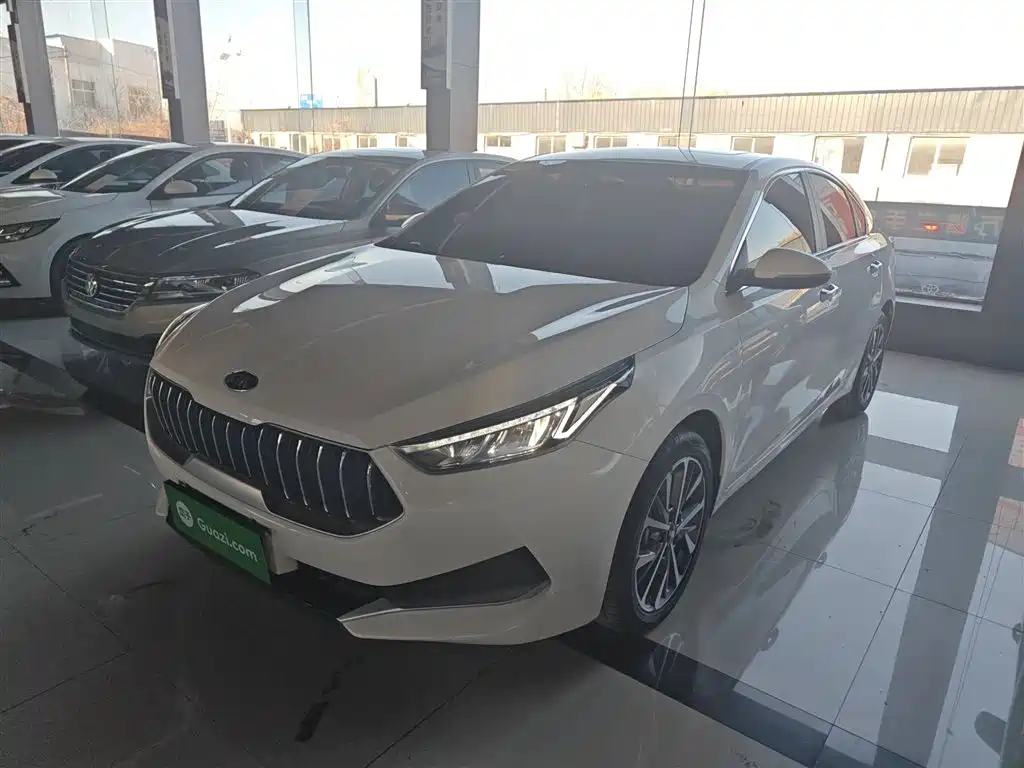 Kia K3 2021 1.5L CVT Fashion Edition фото 2