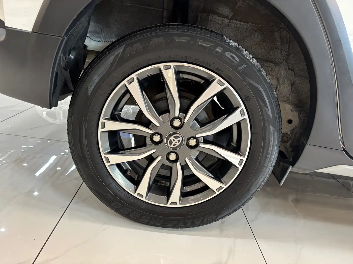 Toyota YARiS L Zhi Xuan 2023 2022 Zhi Xuan X 1.5L CVT Luxury PLUS Edition