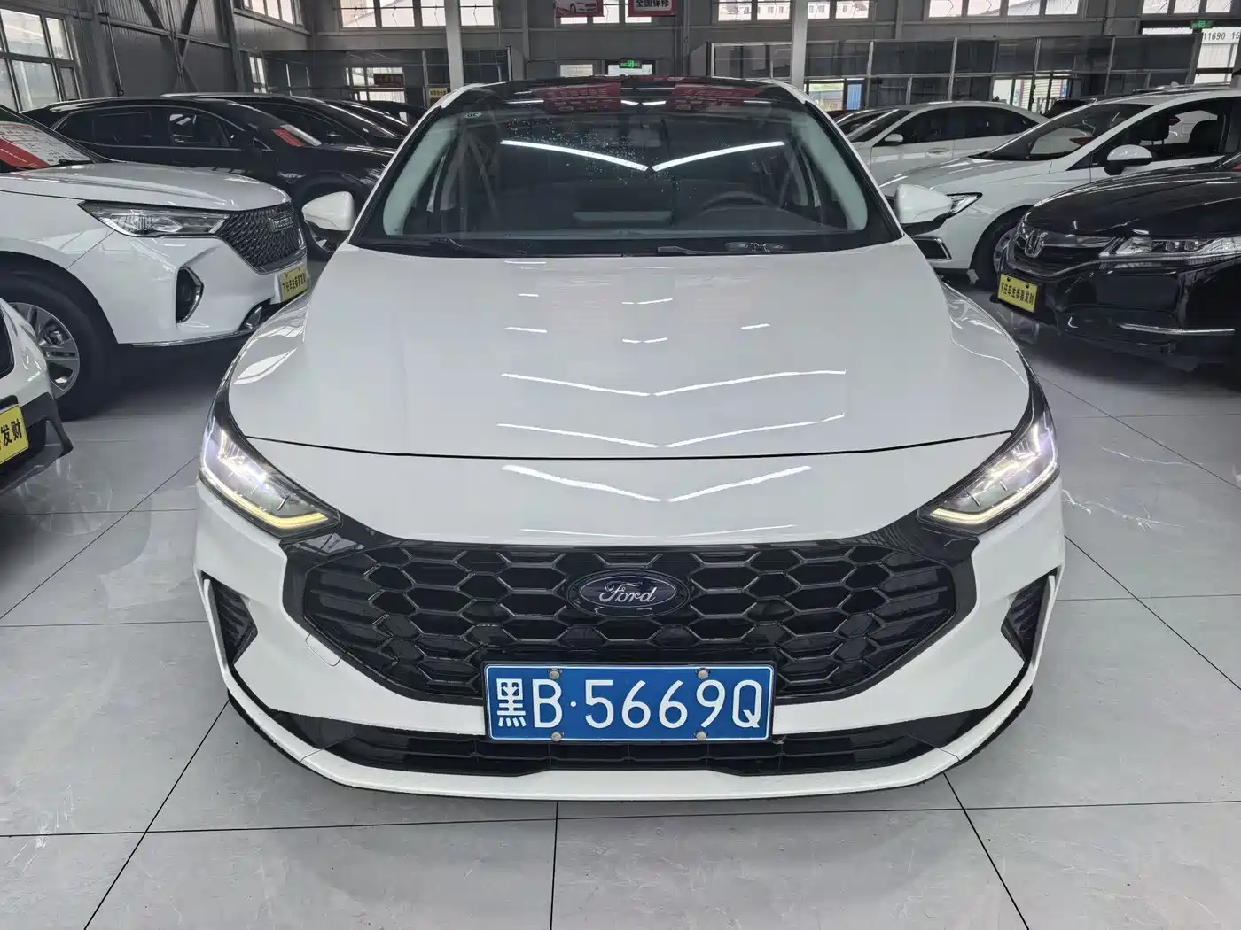 Ford Focus 2023 2022 Sedan EcoBoost 180 Auto Speed Edition
