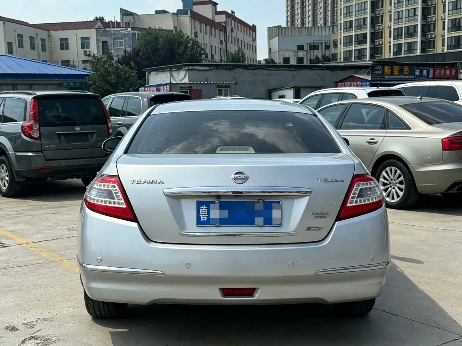 Photo 4 - Nissan Teana