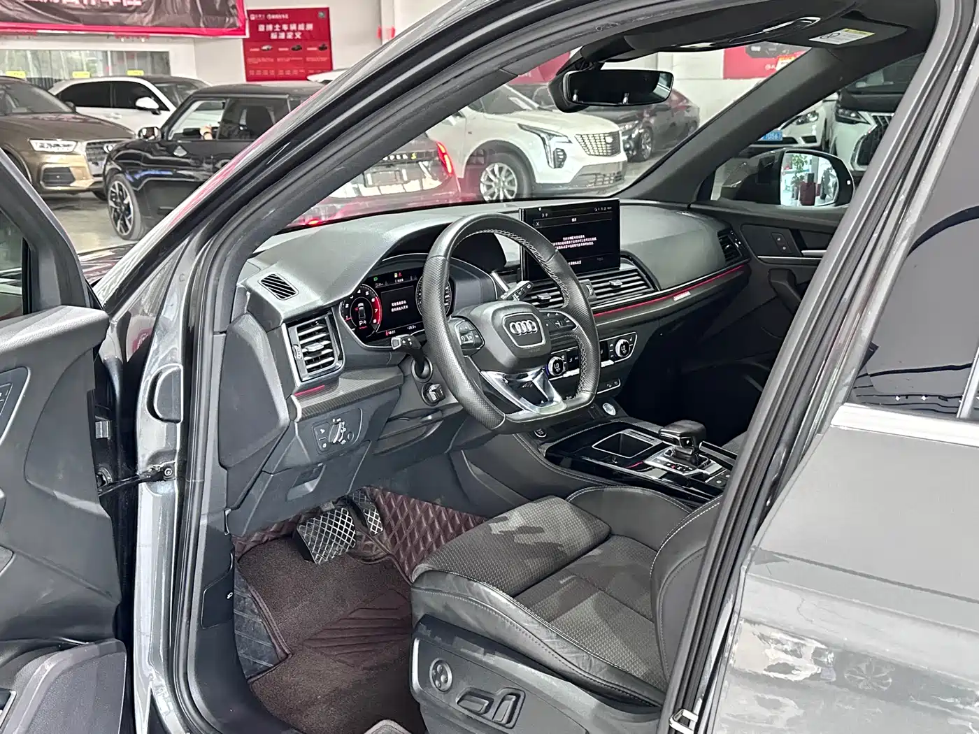 Audi Q5L Sportback 2021 40 TFSI Luxury фото 4