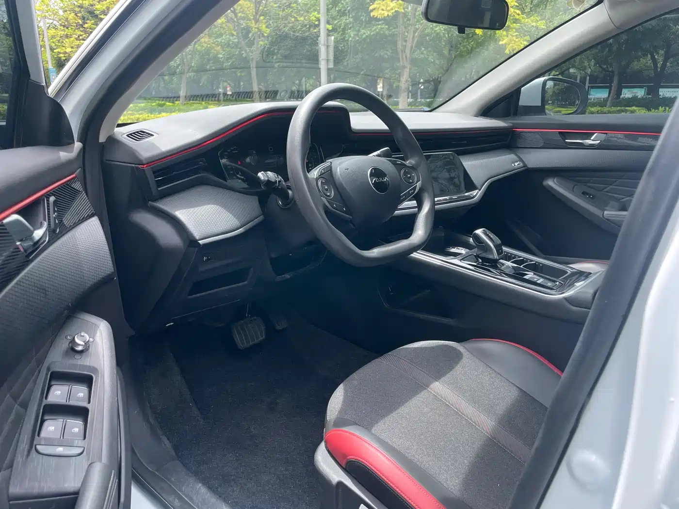 Dongfeng Aeolus Yixuan MAX 2023 2023 1.5T Super Dad Edition