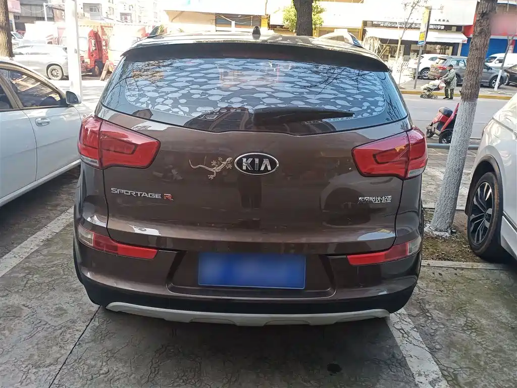 Kia Sportage 2015 2.0L Automatic 2WD GL фото 6