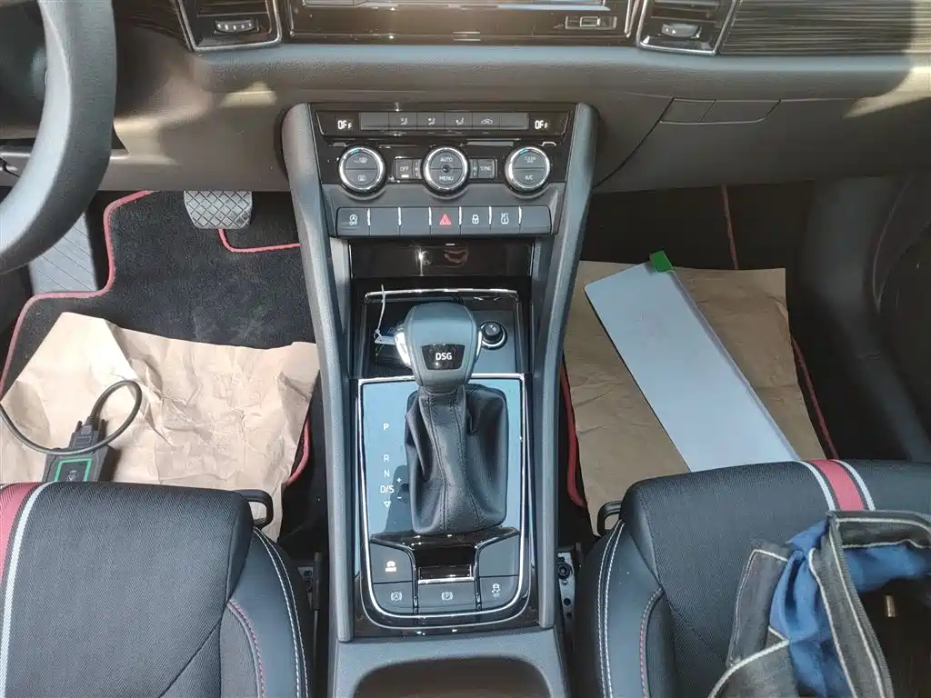 Škoda Kodiaq GT 2019 TSI330 2WD Comfort Edition China VI фото 6