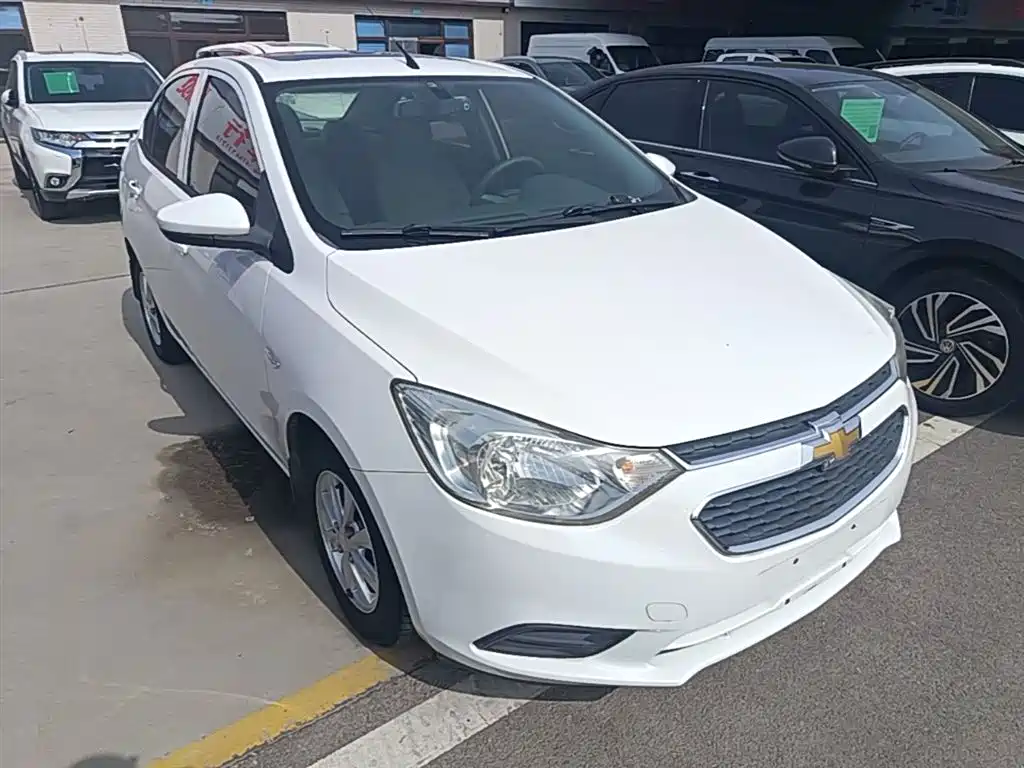 Chevrolet Sail 2016 Sail 3 1.3L Manual Comfort Sunroof Edition фото 4