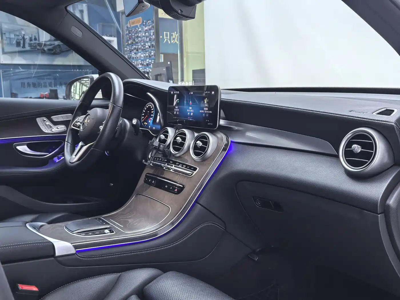 Mercedes-Benz GLC 2020 GLC 300 L 4MATIC Dynamic фото 11