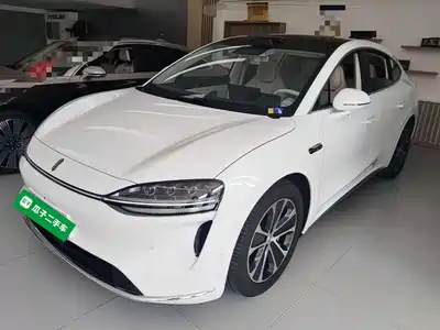 Luxeed R7