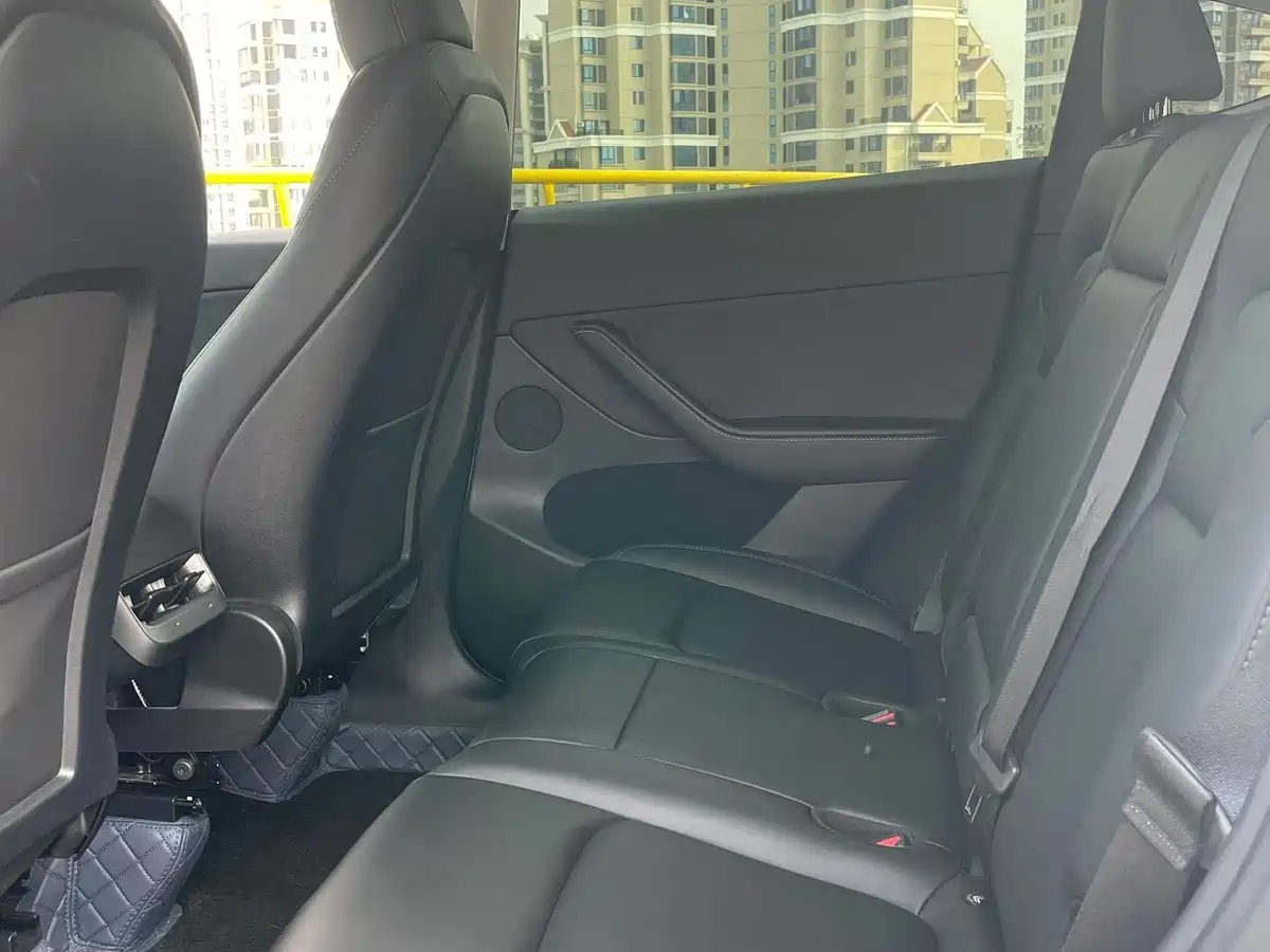 Фото 9 - Tesla Model Y