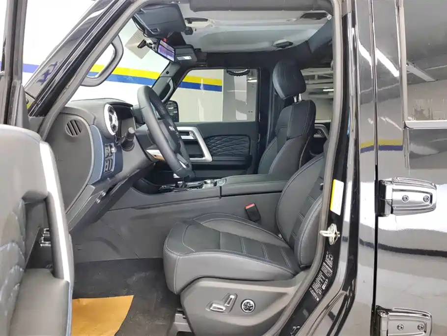 BAIC ORV Beijing Offroad BJ40 2024 2.0T Urban Hunter Glory Edition фото 9