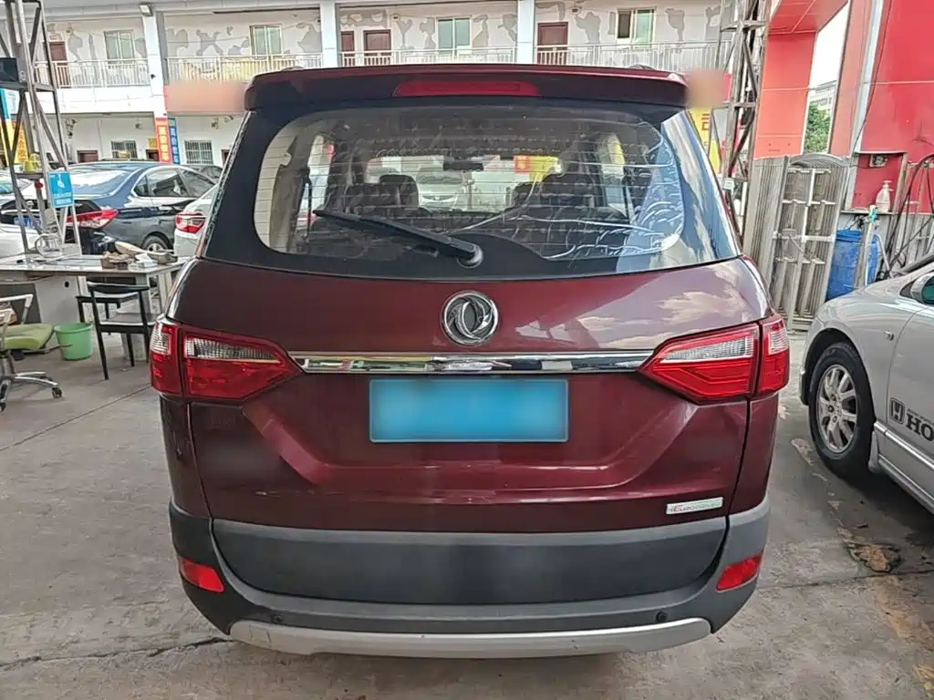 Dongfeng Fengguang Fengguang 370 2016 2016 1.5L Manual Luxury SFG15-02 5-seater