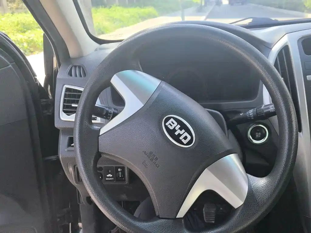 BYD F3 2015 2015 Energy-saving Edition 1.5L Manual Luxury