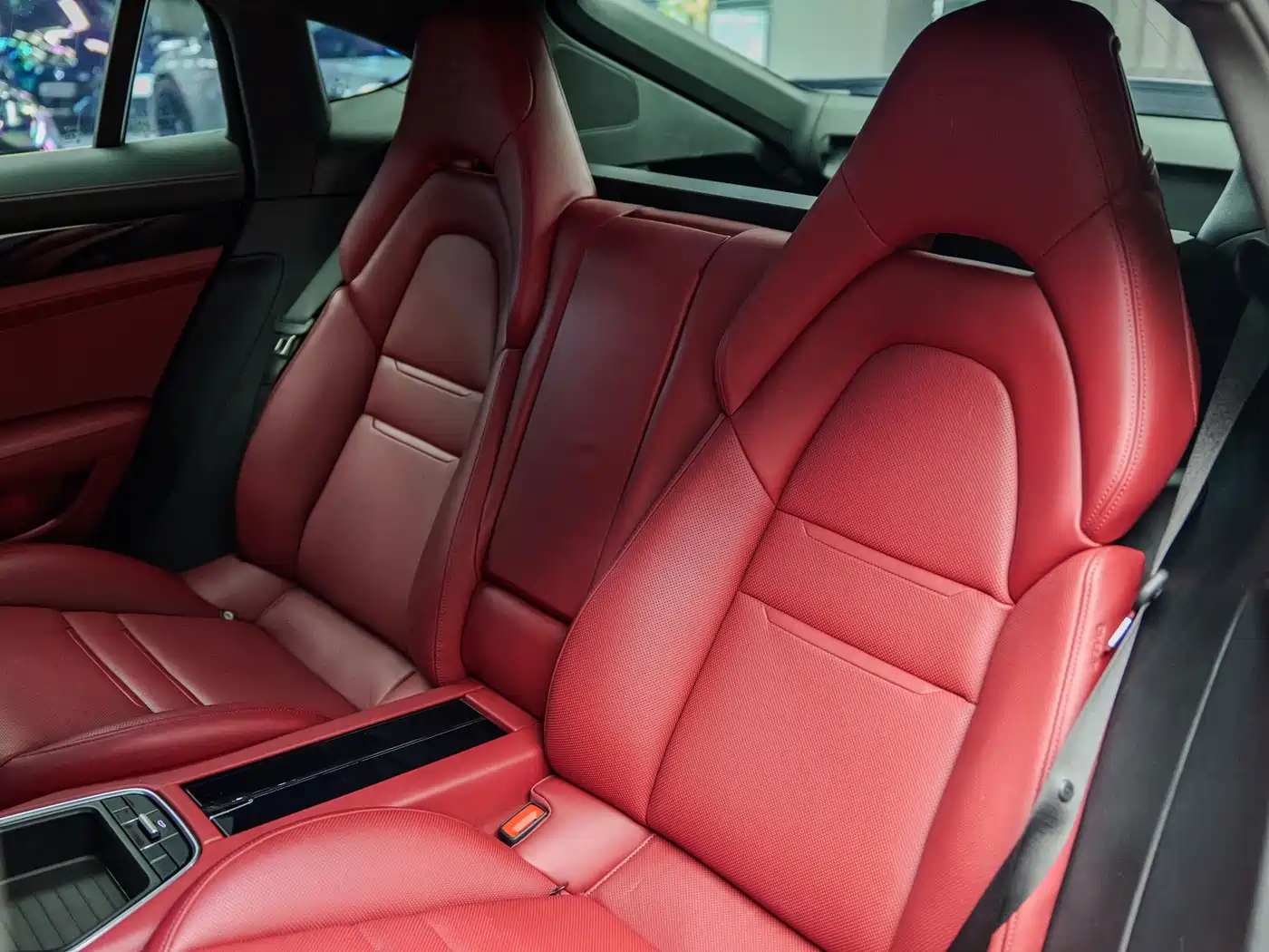 Фото 10 - Porsche Panamera