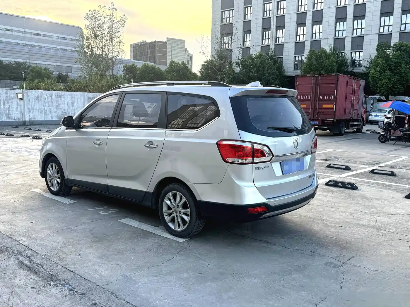 Baojun 730 2015 2014 1.5L Manual Comfort 7-seater