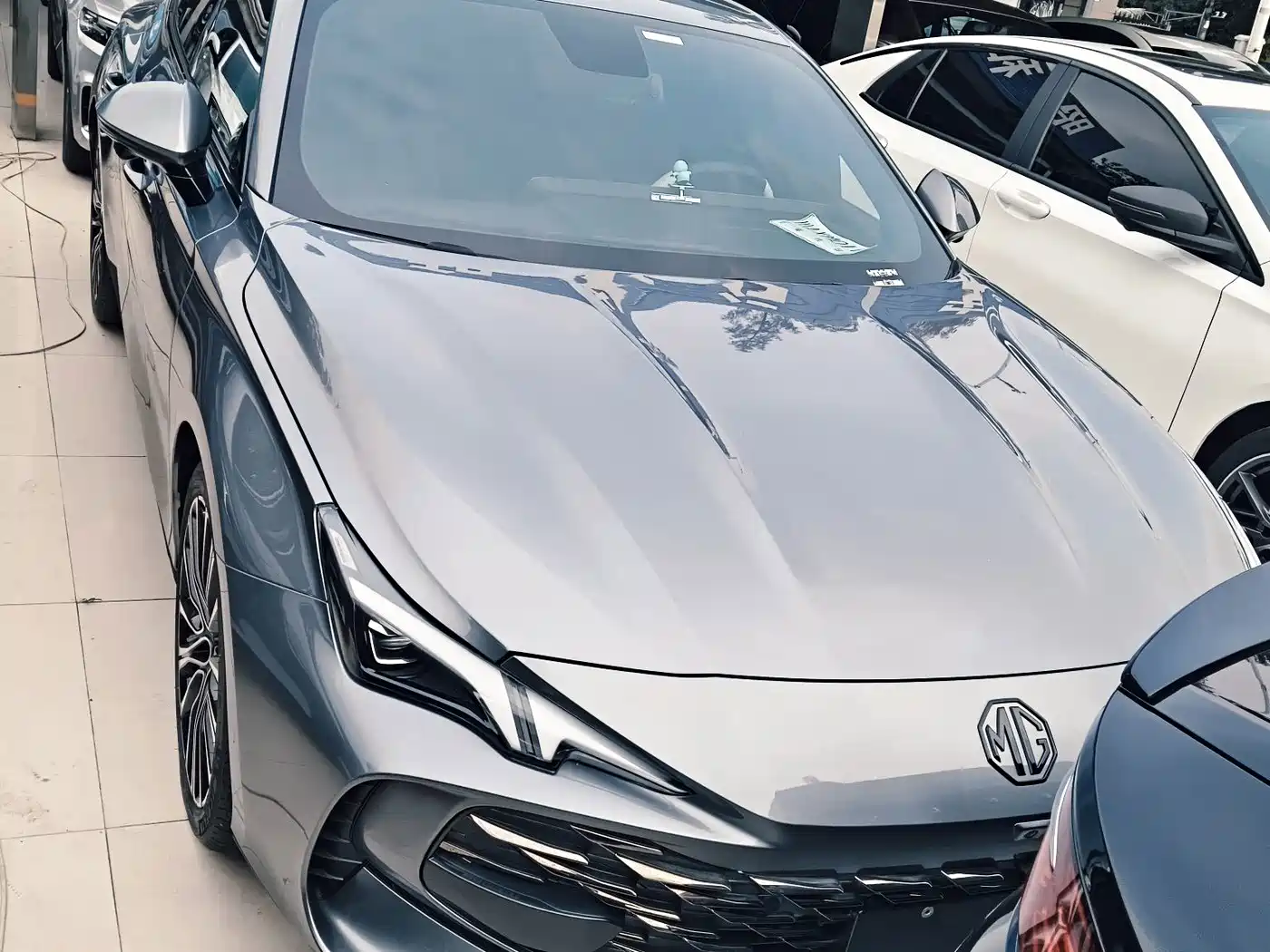 MG MG7 2025 2.0T 405 AT Luxury Edition