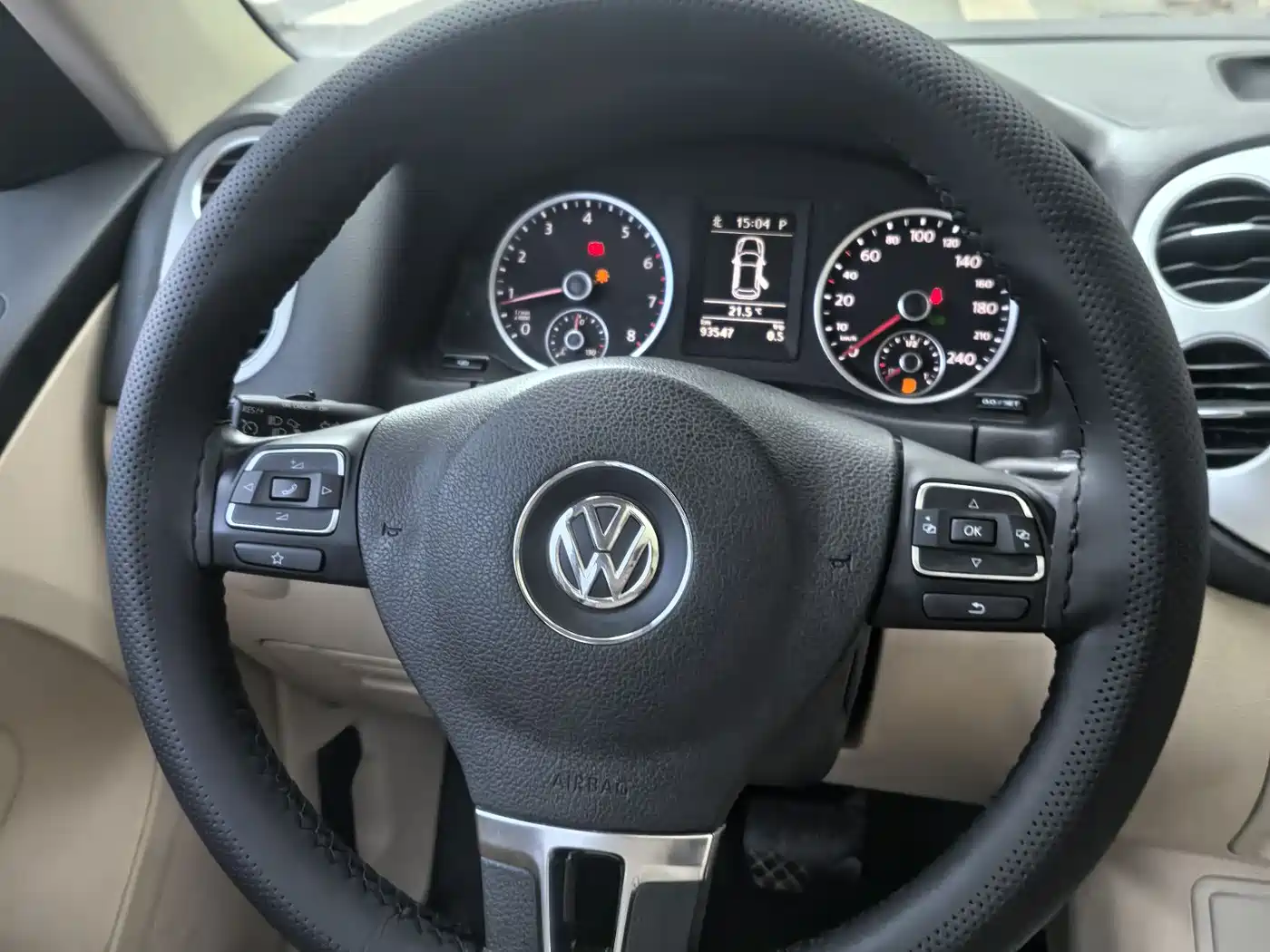Volkswagen Tiguan 2012 1.8TSI Automatic 4WD Elite Edition фото 16