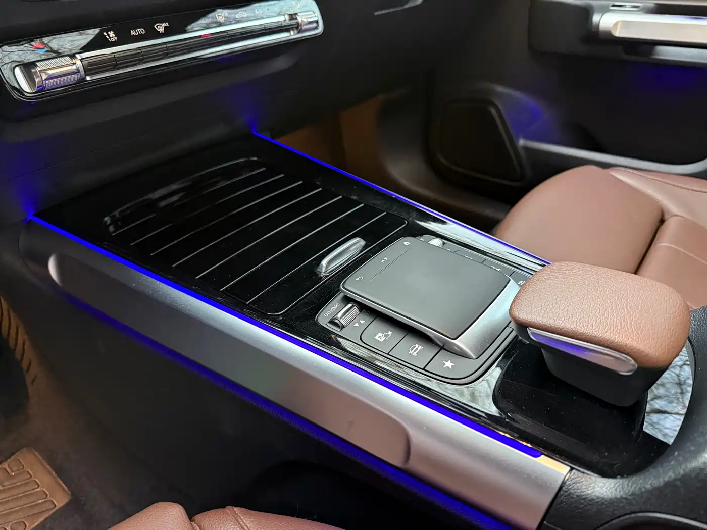Mercedes-Benz GLB 2022 Model GLB 200 Dynamic Edition фото 21