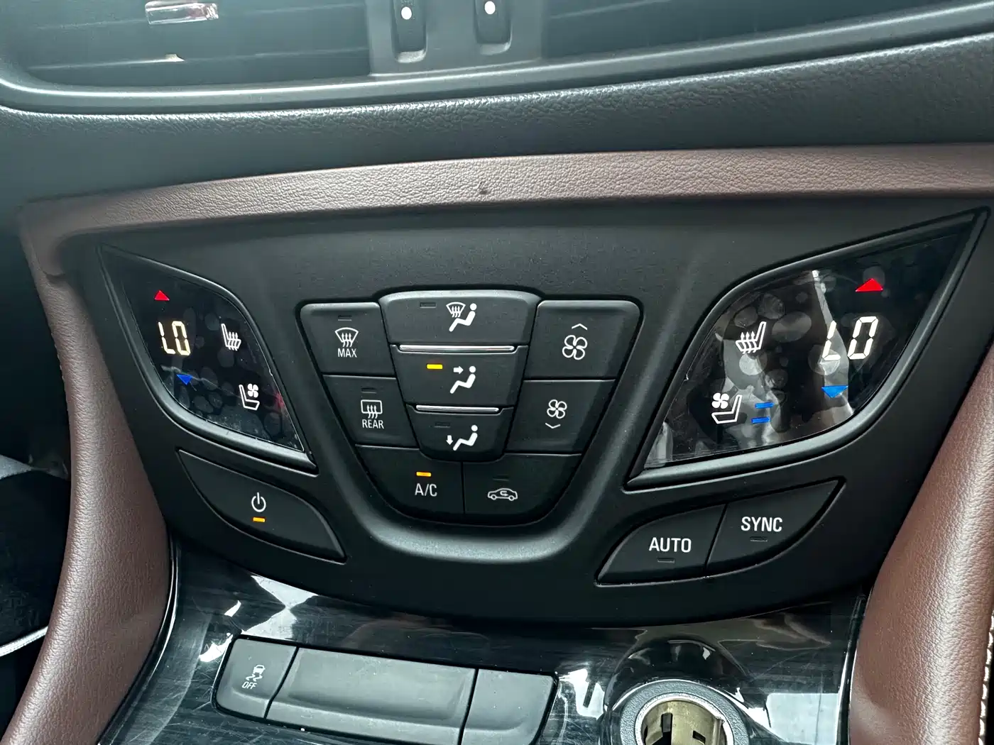Buick Envision Plus 2021 532T FWD Luxury Trim фото 10