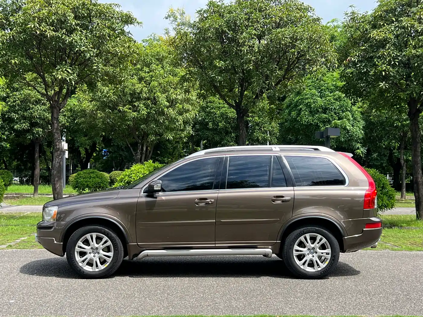 Фото 4 - Volvo XC90