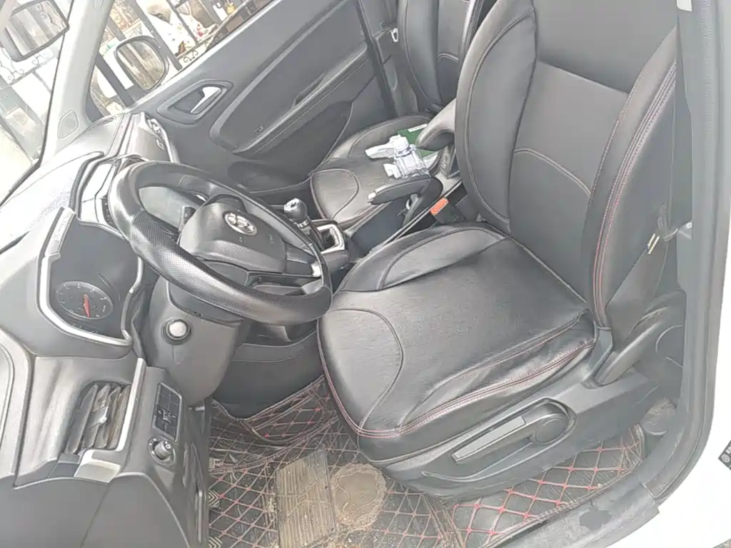 Zhonghua V3 2019 2020 1.6L Manual Classic Edition