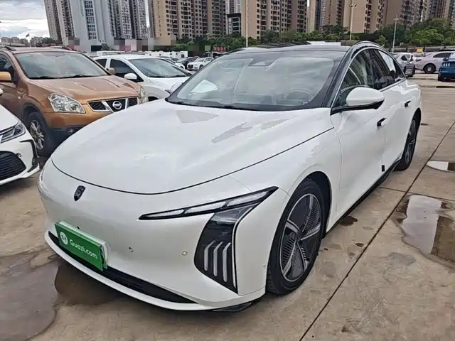  Dongfeng Fengxing Stellar S7 2024 555 Luxury Edition