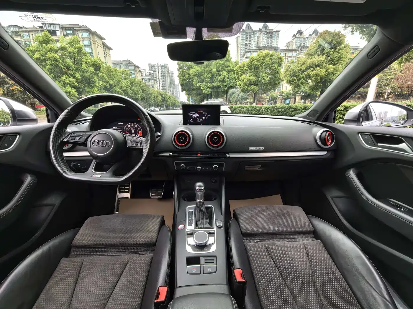 Audi S3 2017 Facelift S3 2.0T Limousine фото 7