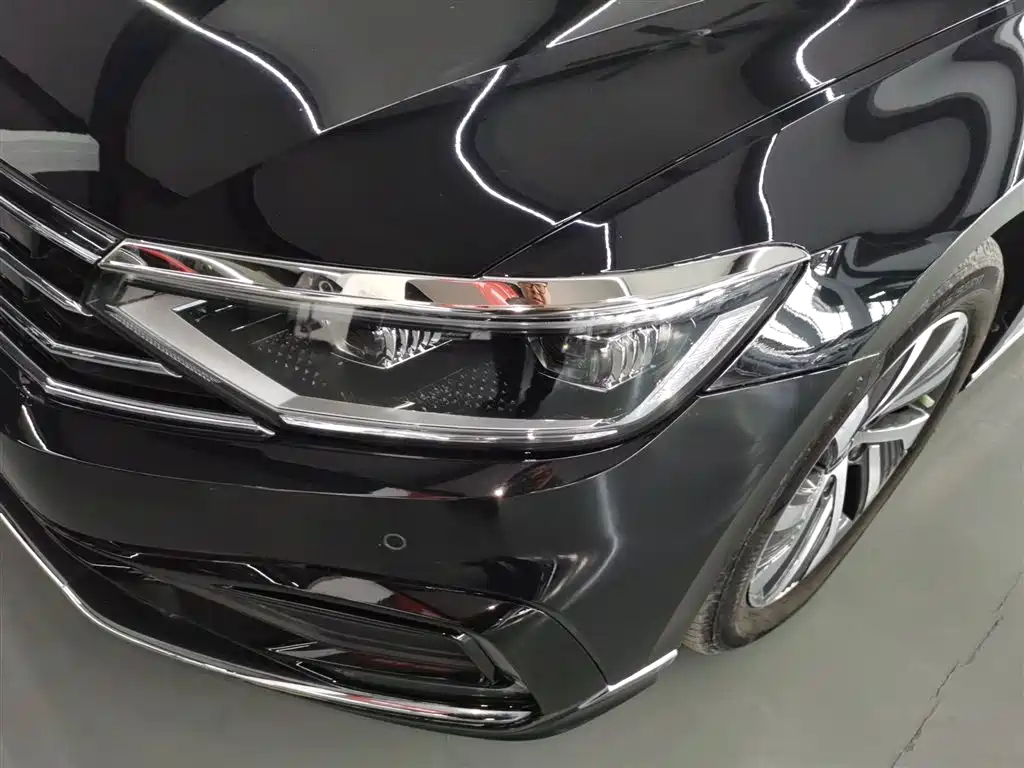 Volkswagen Magotan GTE Plug-in Hybrid 2022 GTE Luxury фото 15