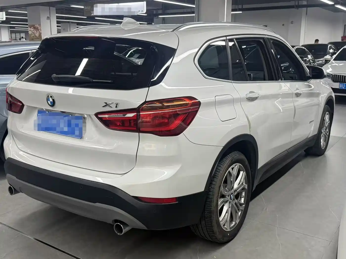 BMW X1 2018 sDrive20Li Leading Model фото 13