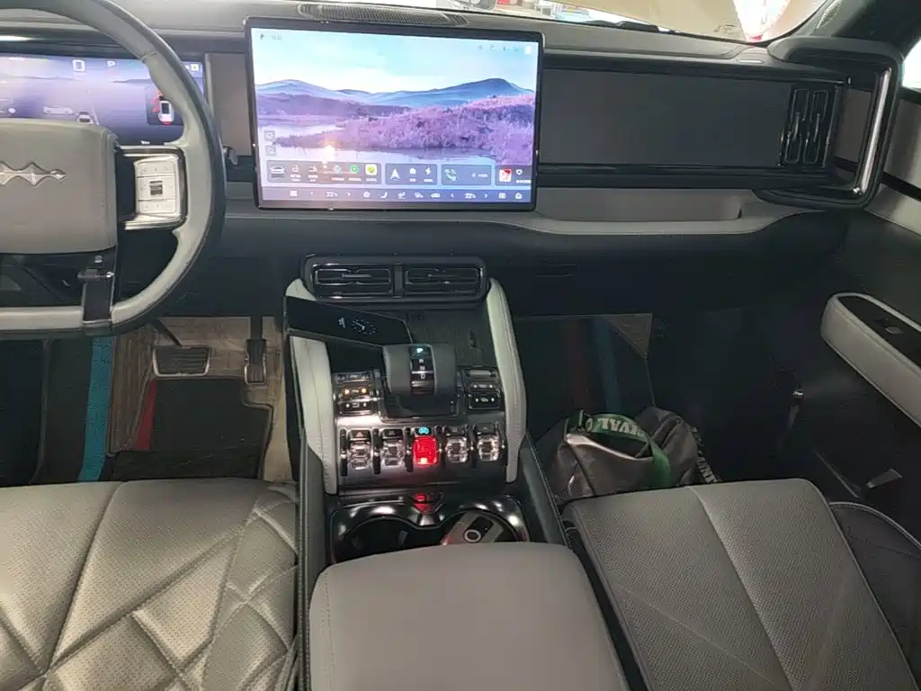 Fang Cheng Bao Leopard 5 2024 2023 Explorer Edition