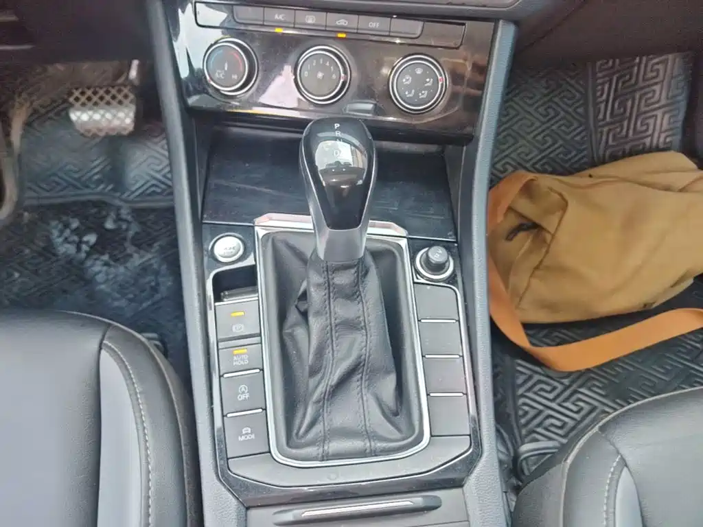 Volkswagen Sagitar, миниатюра 14