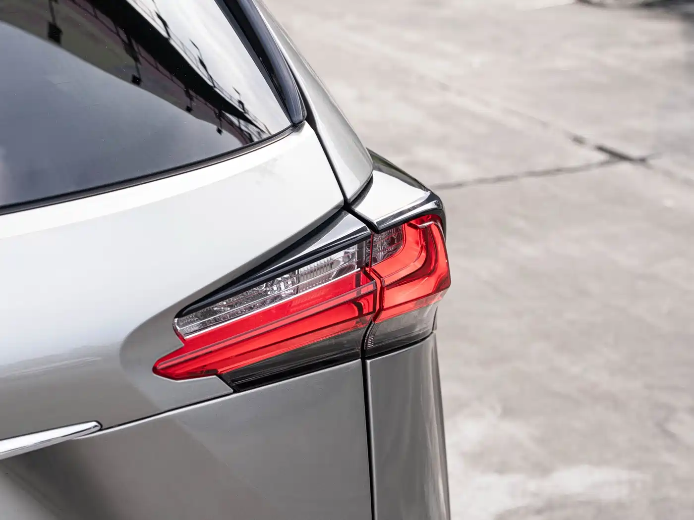 Lexus NX 2015 2015 300h AWD Edge Edition
