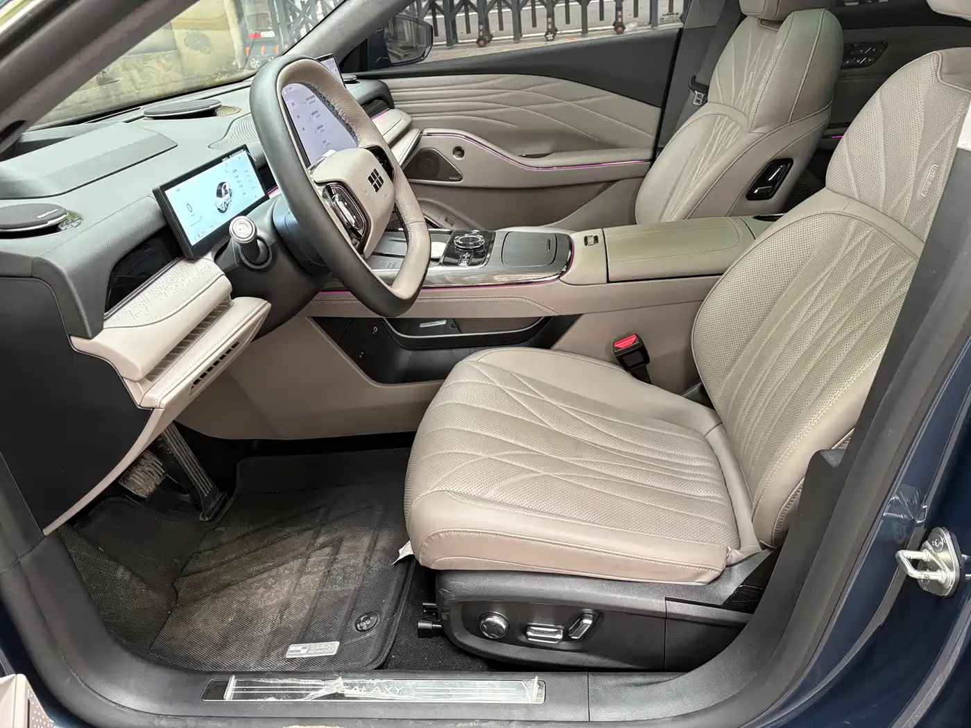 Geely Galaxy Galaxy Xingyao 8 2025 130km EM-P Starship Edition фото 8
