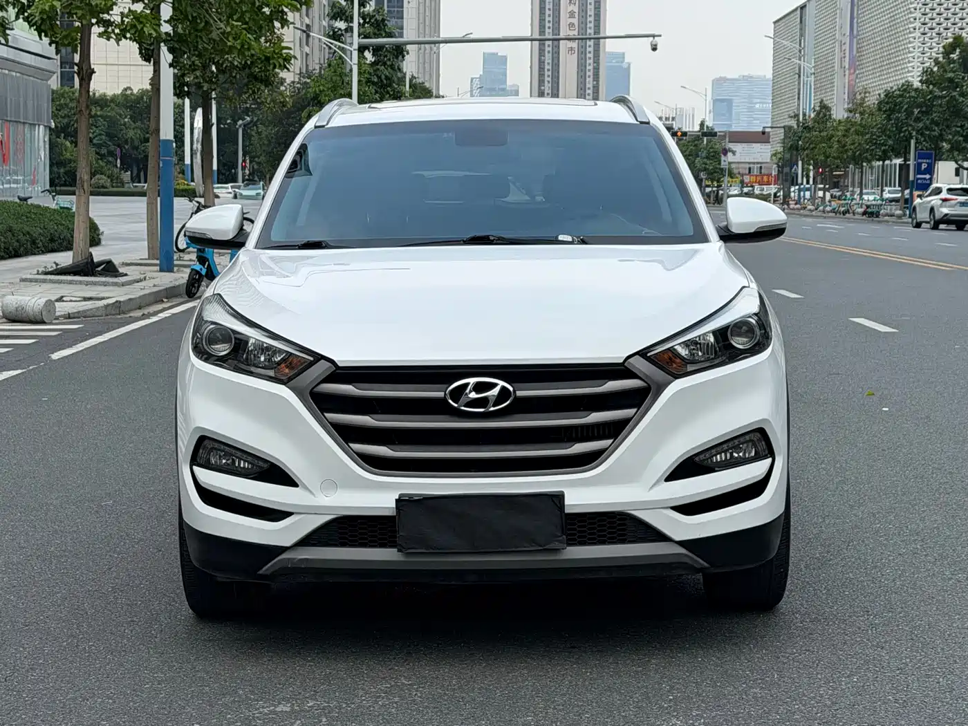 HYUNDAI TUCSON