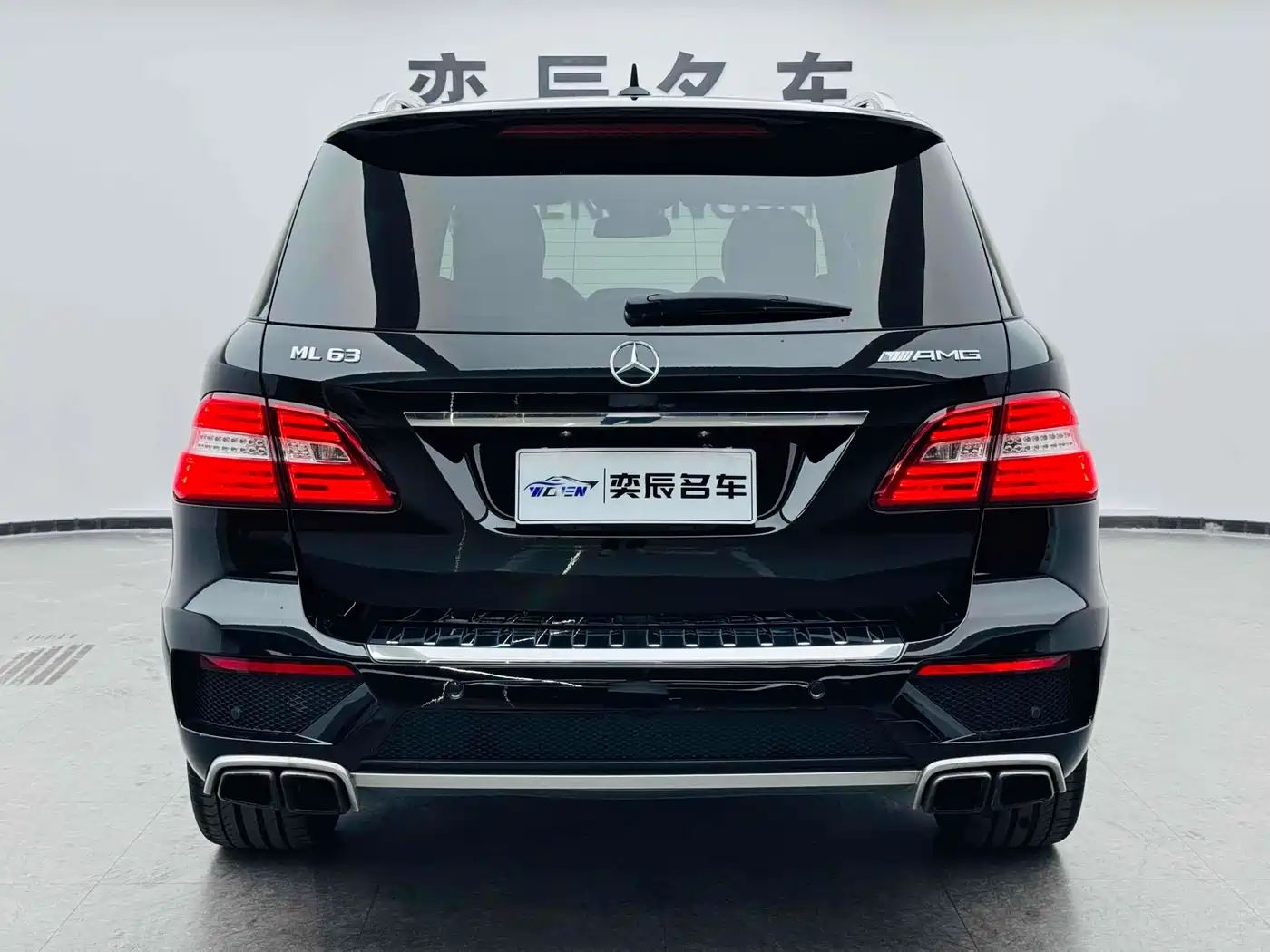 Mercedes-Benz M-Class AMG 2012 AMG ML 63 фото 5