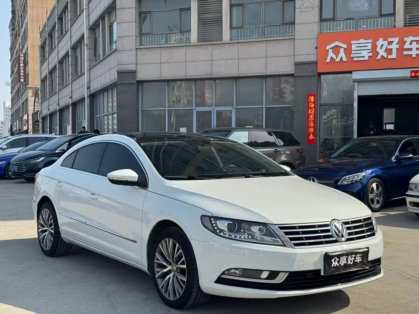 Volkswagen FAW-Volkswagen CC 2018 1.8TSI Luxury фото 3