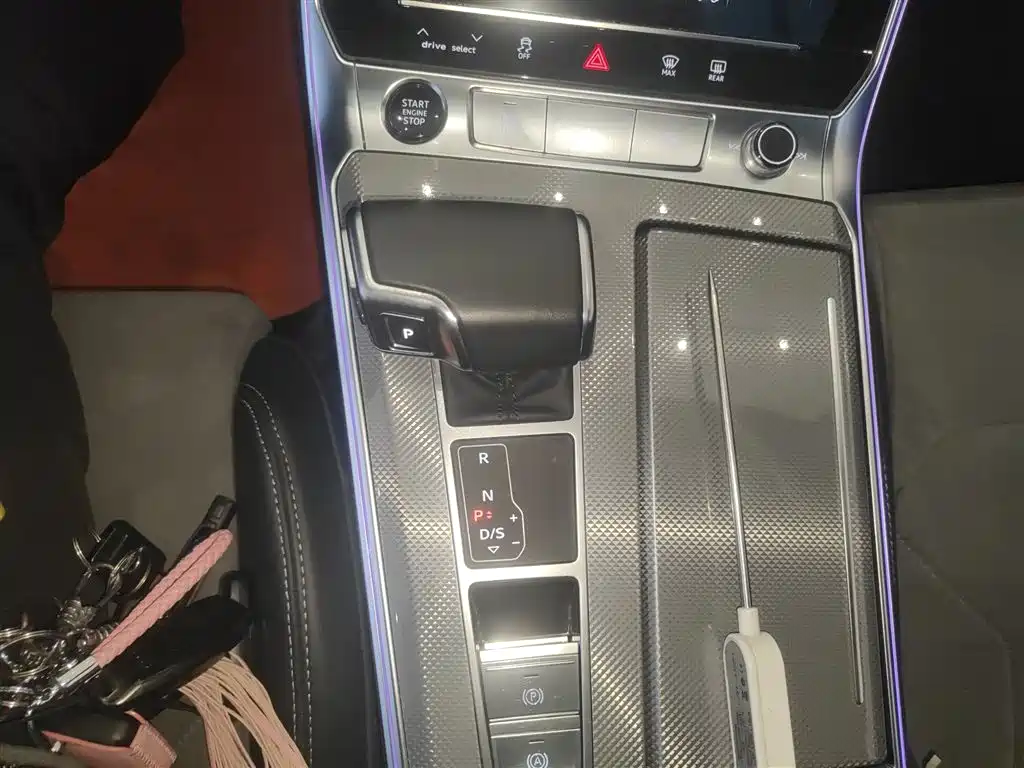 Audi A6L 2024 45 TFSI Premium Dynamic фото 6