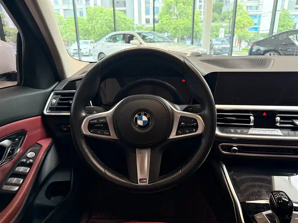 BMW 3 Series 2022 320Li M Sport Package фото 16