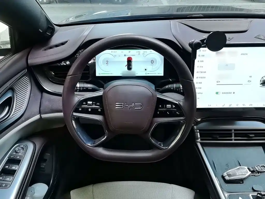 BYD Seal 2024 2023 DM-i 1.5T 121km Premium
