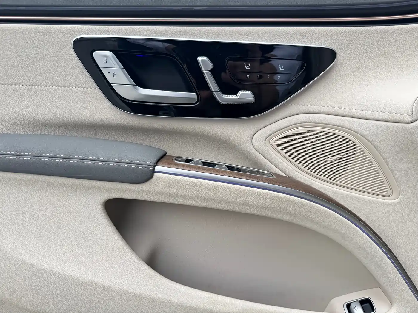 Mercedes-Benz EQS 2023 450+ Pioneer Edition фото 9