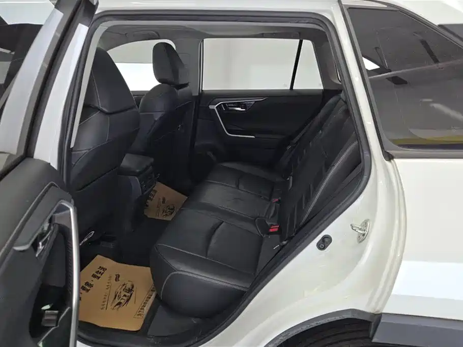 Toyota RAV4 Rongfang 2021 2.0L CVT 2WD Trend PLUS фото 11