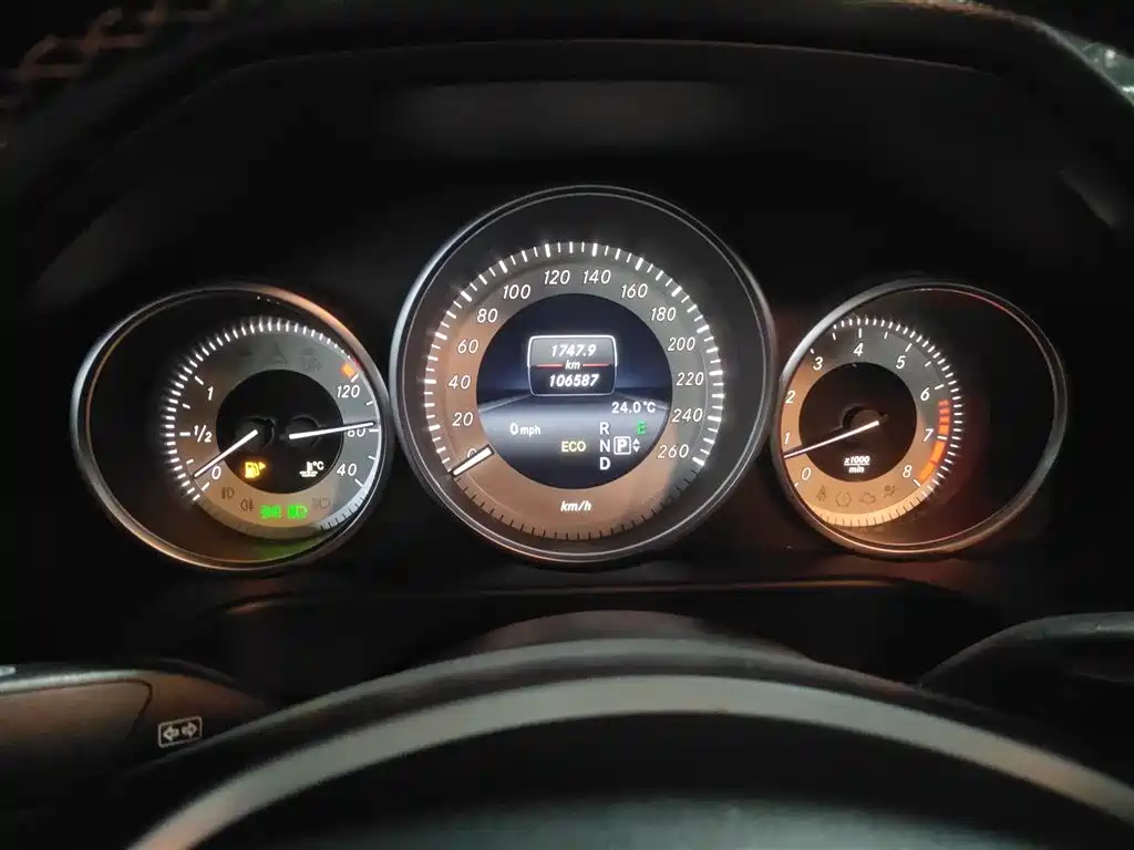 Mercedes-Benz E-Class 2015 Facelift E 200 L Sport фото 12