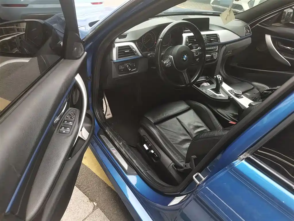 BMW 3 Series 2016 328i M Sport фото 14